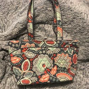 Vera Bradley Mandy! EGUC